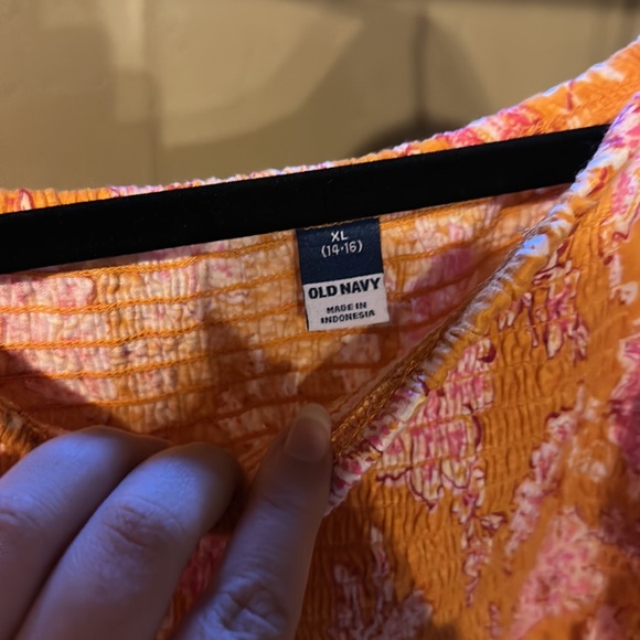 NWT OLD NAVY TOP - Picture 2 of 3